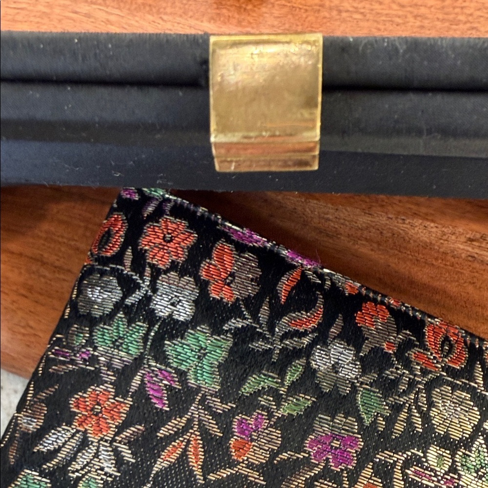 Vintage Waldman Clutch- Metallic Floral and Black - Picture 10 of 10